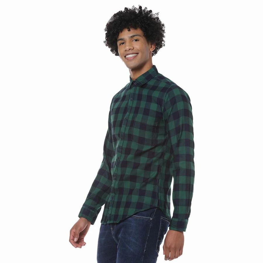 Clothing * | Campus Sutra Men Flat Collar Checkered Shirt